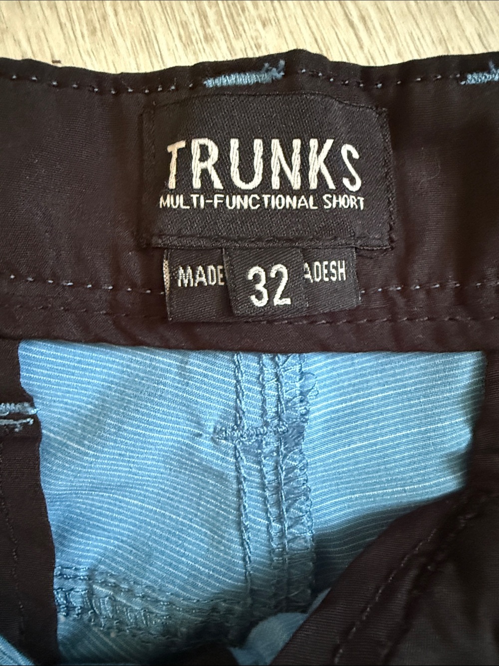 Men's 32” Waist - 4 pair of Shorts - Picture 6 of 13